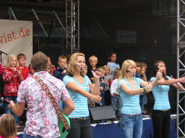 gal/2007/2007 Ruettenscheider Kinderfest/2007 Saitentwist Ruettenscheider Kinderfest 1.9. 407.jpg